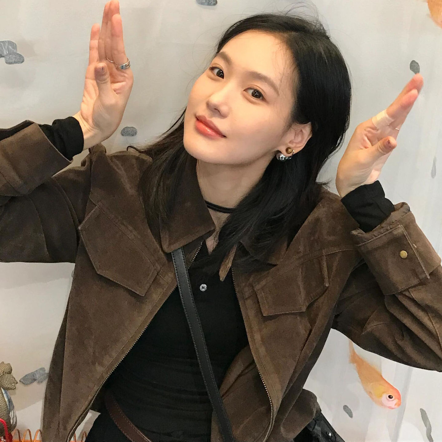 Unique and Super Nice Suede Jacket for Women in Autum, Small American Casual Super Popular Coffee Color Short Lapel Jacket