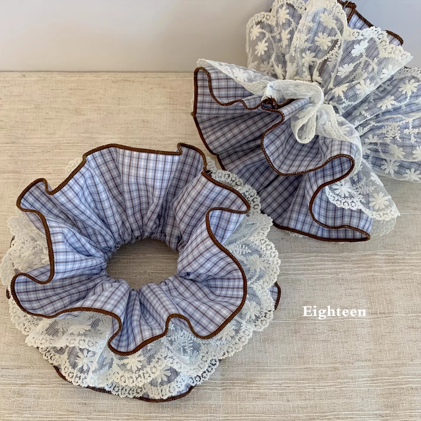 4#파란색 격자무늬 레이스 테두리 약 16cm