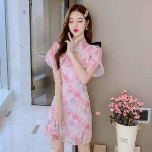 法式旗袍改良版碎花连衣裙子女装夏装2021年新款仙女小个子年轻款