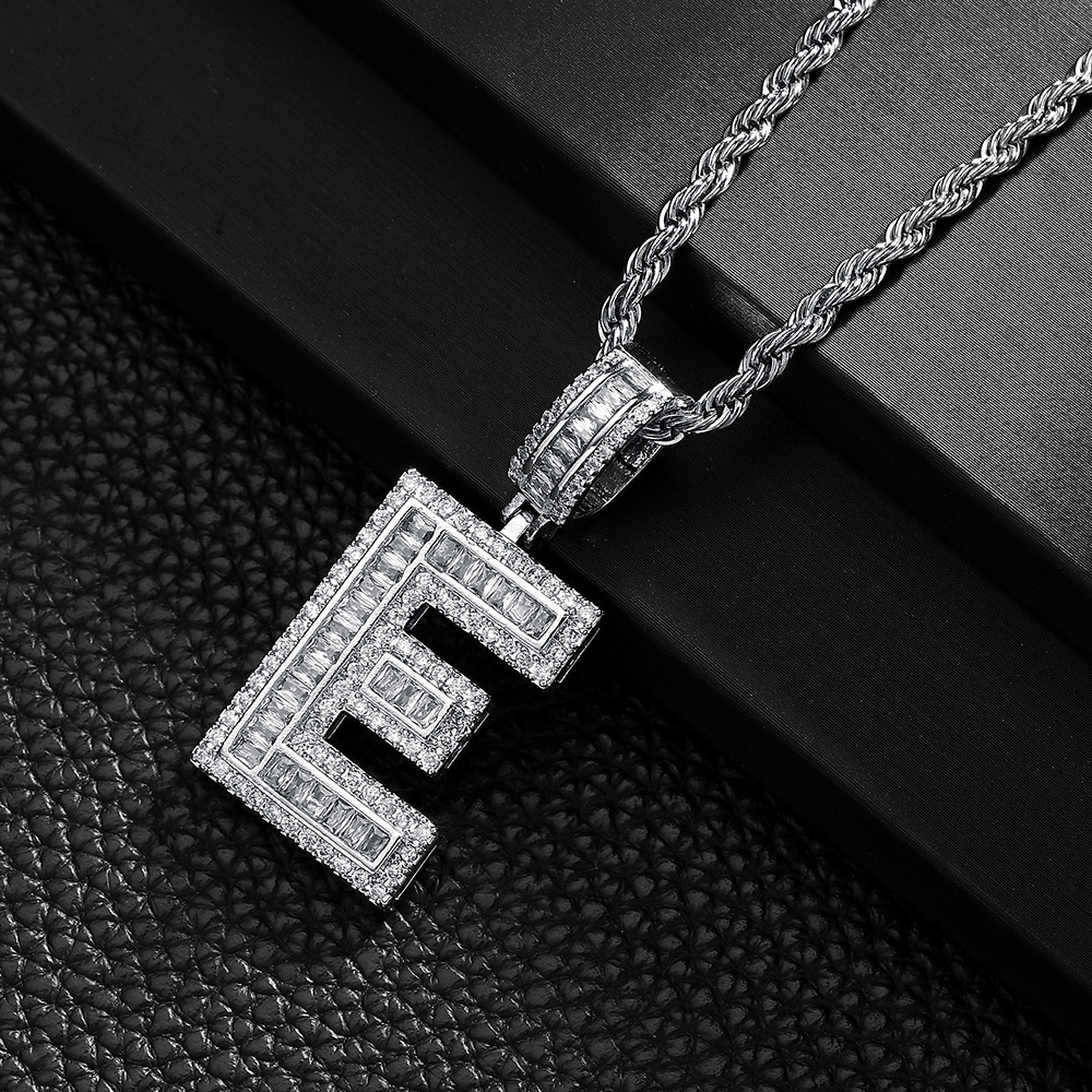Hip-hop cross-border colgante de letras azúcar de cristal collar de zircon explosión ins joyería personalizada nicho diseño colgante para hombres y mujeres