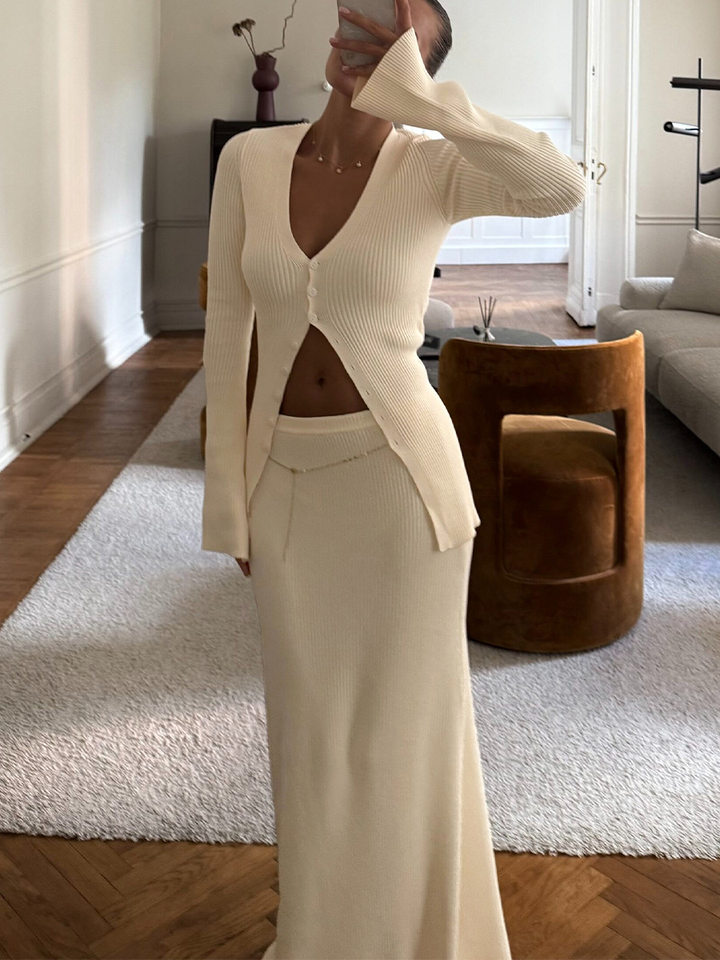 Bộ hai món áo cardigan dệt kim cổ chữ V gân sọc dài tay và chân váy dài cạp cao — Màu be, Màu tím chi tiết 29
