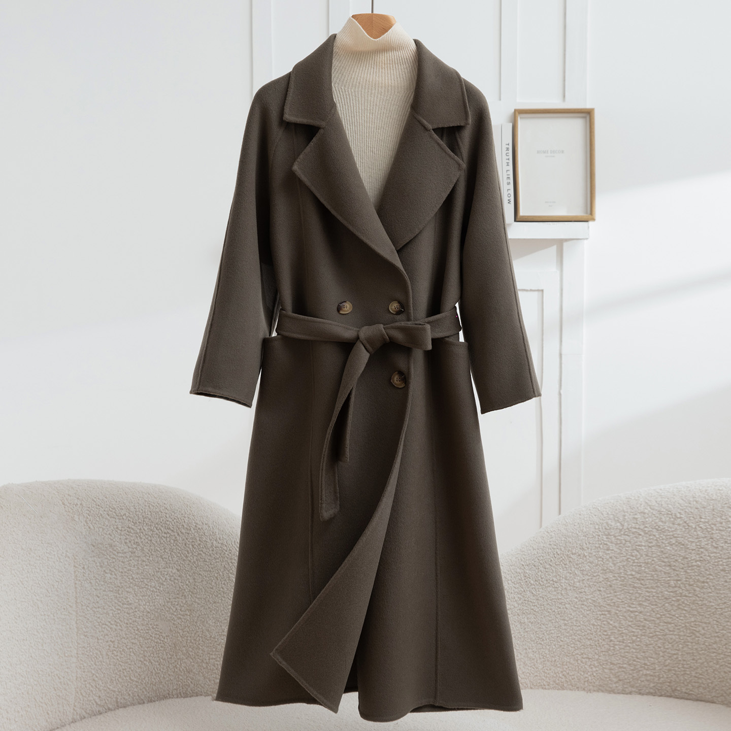 黑色毛呢外套女加长款2025秋冬季新款气质赫本风显瘦加厚呢子大衣