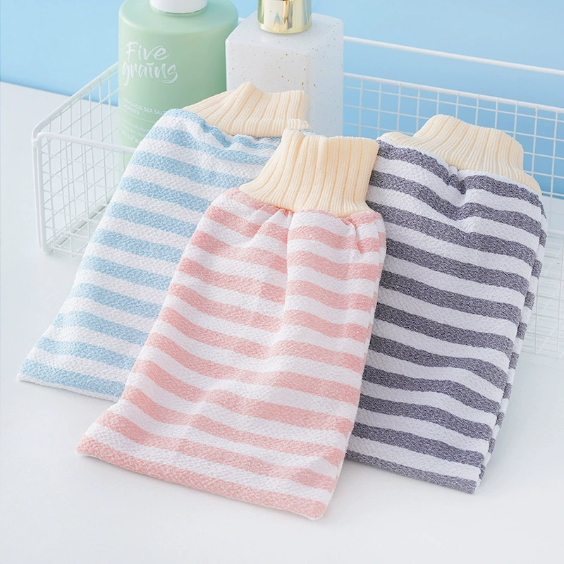 Old-fashioned powerful bath towel, gloves, set for home use