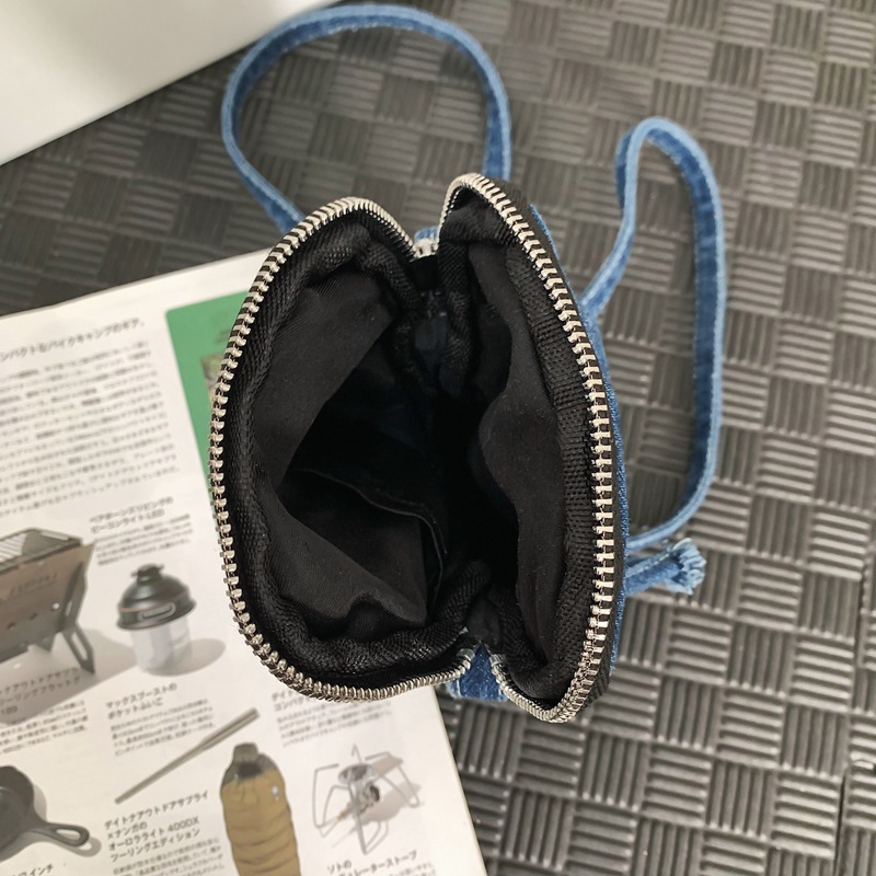 2024 nuevo bolso de mensajero ligero de un solo hombro bolso pequeño portátil de mezclilla tendencia de moda mini bolso de hombro para teléfono móvil