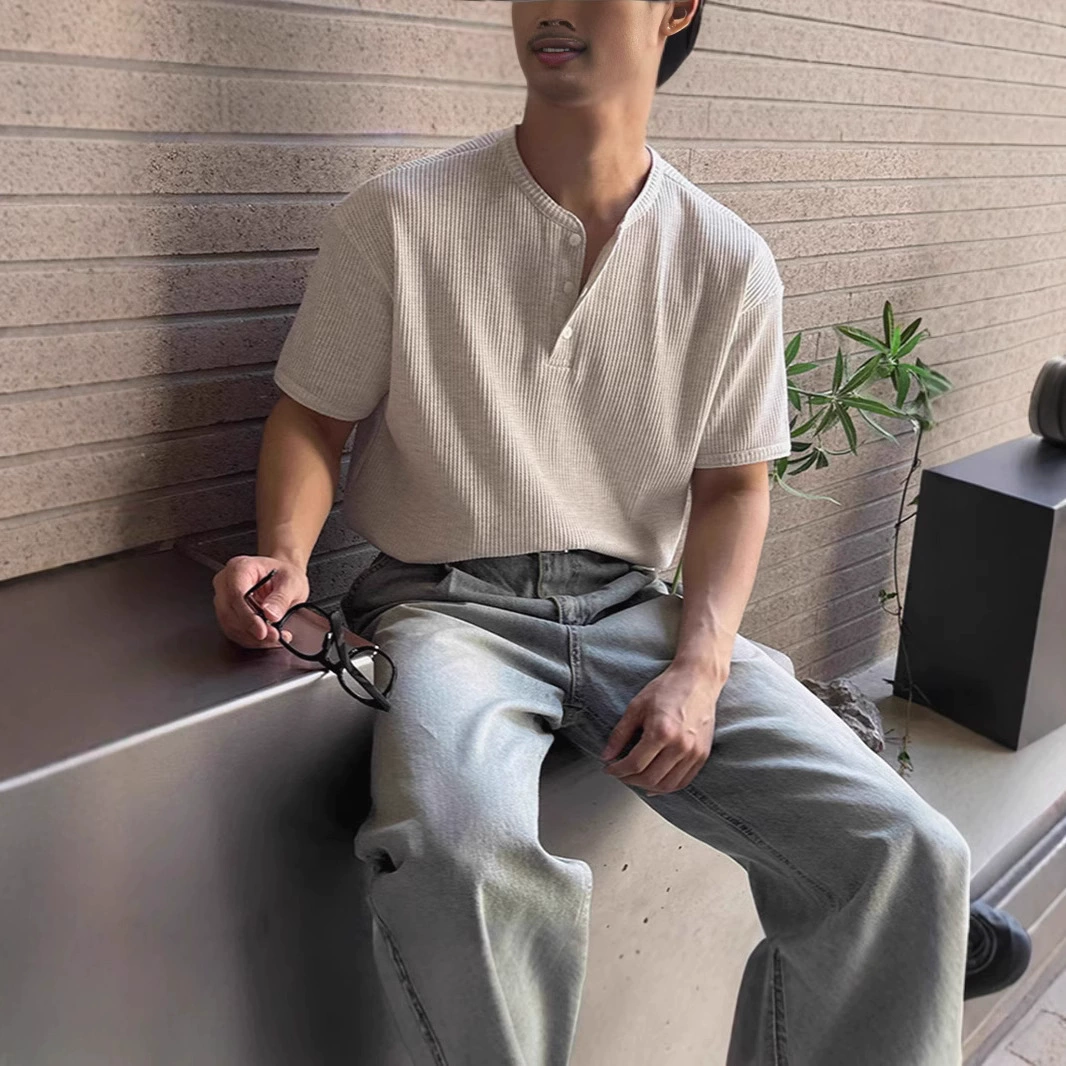 Мужская вафельная рубашка Henley в американском стиле свободного кроя с текстурой, короткими рукавами, застежкой на половину пуговиц, футболка для рабочей одежды с воротником на планке, модная рубашка-поло.