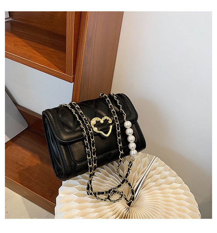 Wholesale Heart-shaped Buckle Messenger Shoulder Small Square Bag Nihaojewelry display picture 139