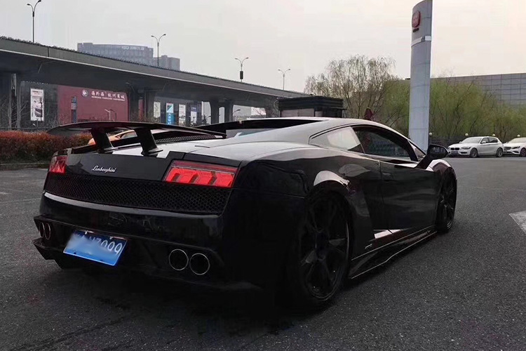 Applicable to Lamborghini Lamborghini gallardo gallardo carbon fiber modified tail wing wing