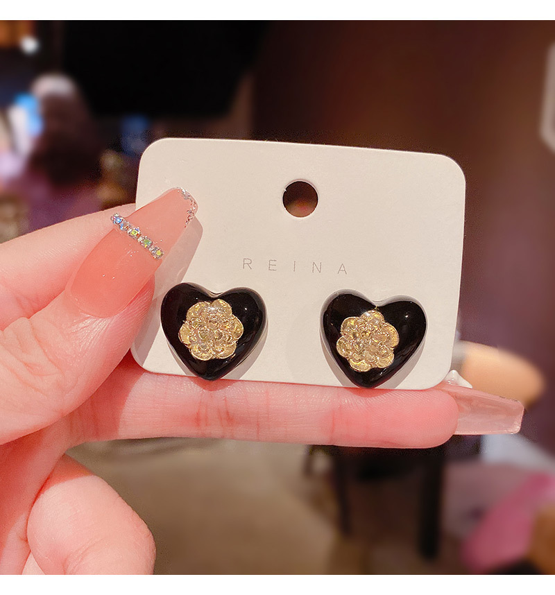 Black Heart Earrings Flower Personality Fashion Earrings display picture 4