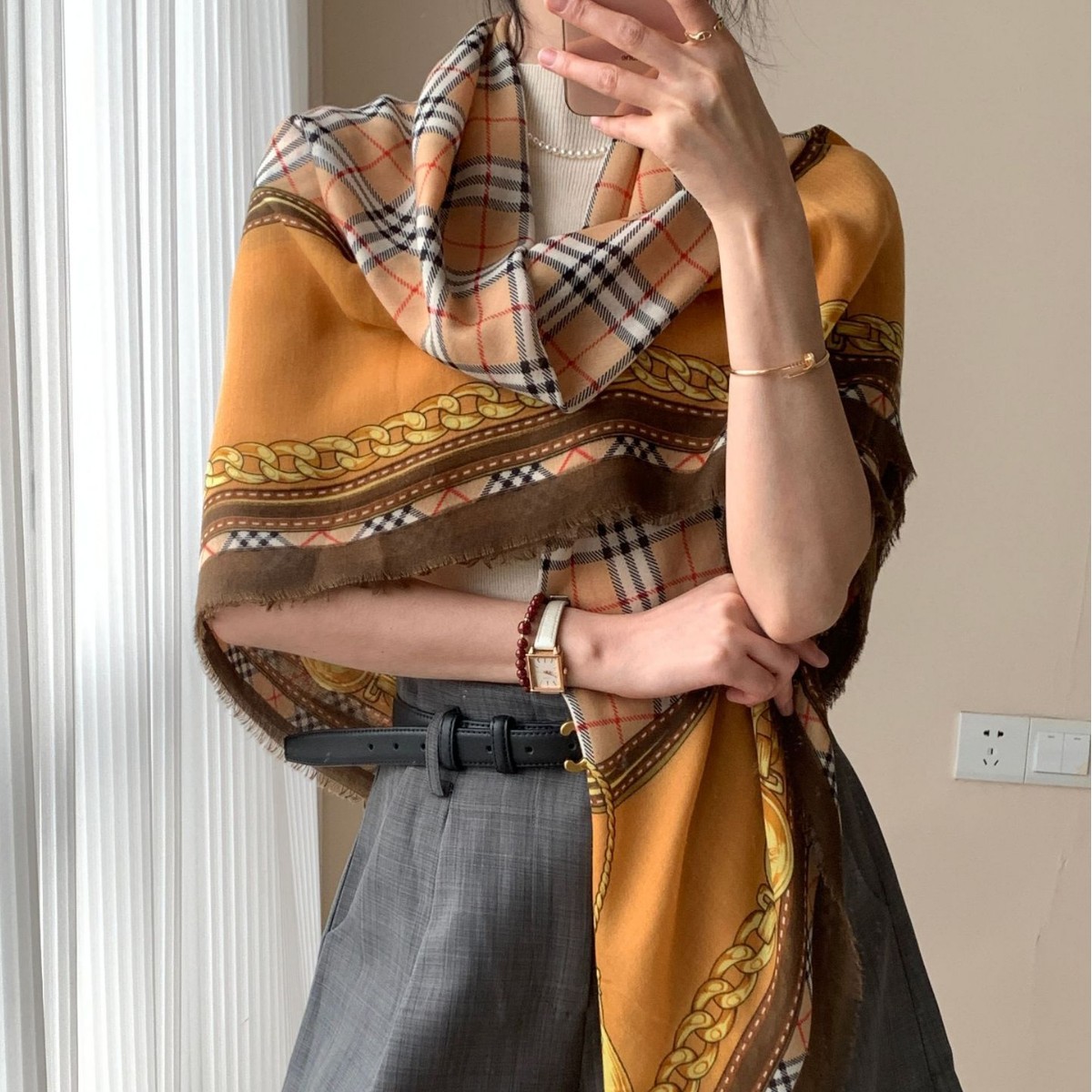 Nuevo estilo europeo y americano 130 toallas cuadradas simples bufandas de seda de twill de mujer