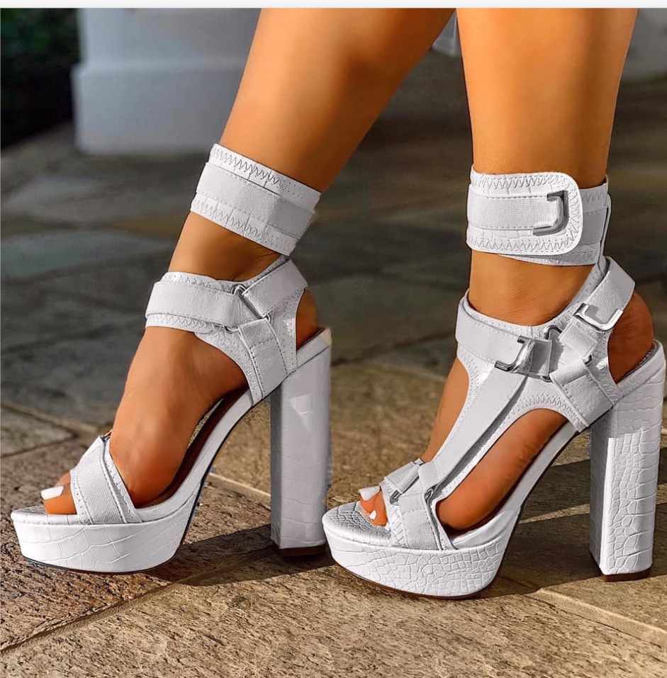 2020 Sexy Thick Heels High Heels Double Color Matching Large Size 40-43 Women's Shoes Sandals Independent Station Wish Wholesale