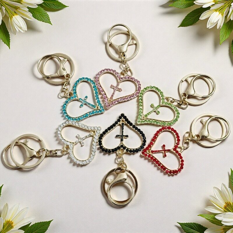 Creative Heart-Shaped Cross Keychain Bag Pendant with Rhinestones, Car Keychain Crystal Creative Circle, Cute Women's Bag Gift