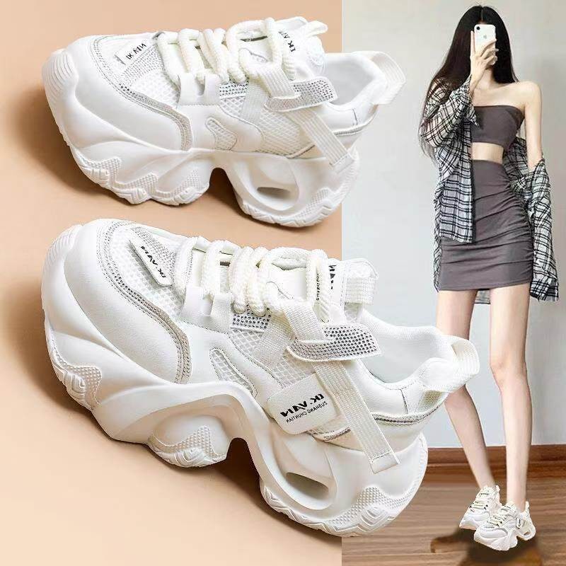 2026 verano nuevo temperamento de alta sensación de malla transpirable versátil zapatos de papá estudiantes diarios zapatos deportivos casuales mujeres