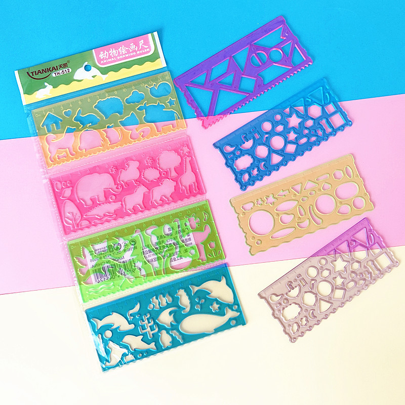 Student multi-purpose drawing rule Animal painting ruler Graphics Thousand flower ruler Geometric figure ruler Hollowed-out plastic ruler
