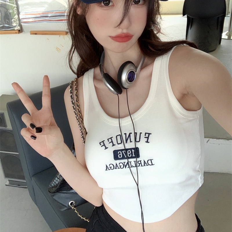 1976 chaleco deportivo bordado con almohadilla en el pecho desgaste exterior de las mujeres Delgado bottoming correa corta chica caliente todo-fósforo superior verano