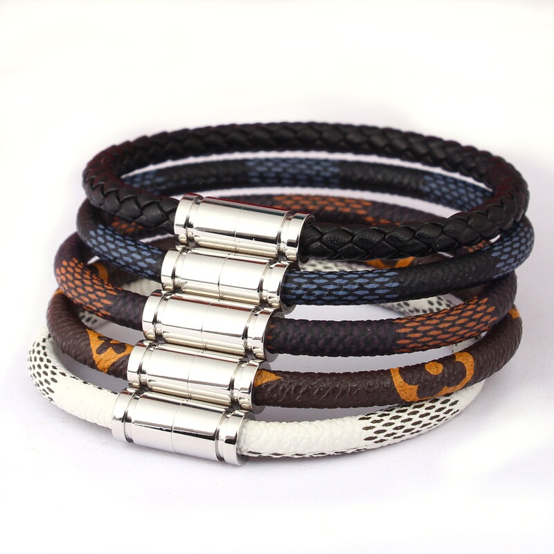 Hot-Selling Leather Rope Bracelets for Couples, Classic Vintage Pattern Bracelets, Versatile and Fashionable Woven Leather Bracelets with Titanium Steel Magnetic Clasp