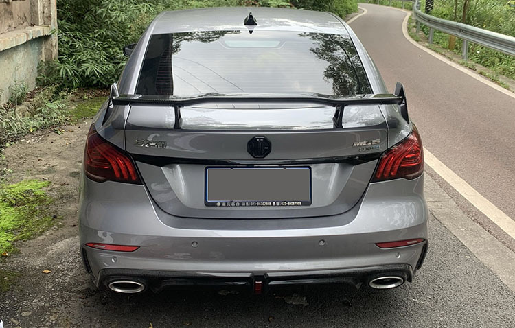 General Motors Punch-Free Large Tail Sedan GT Carbon Fiber High-Foot Spoiler Fixed Wind Tail