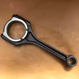 连杆总成;油泵、油嘴;曲轴、凸轮轴