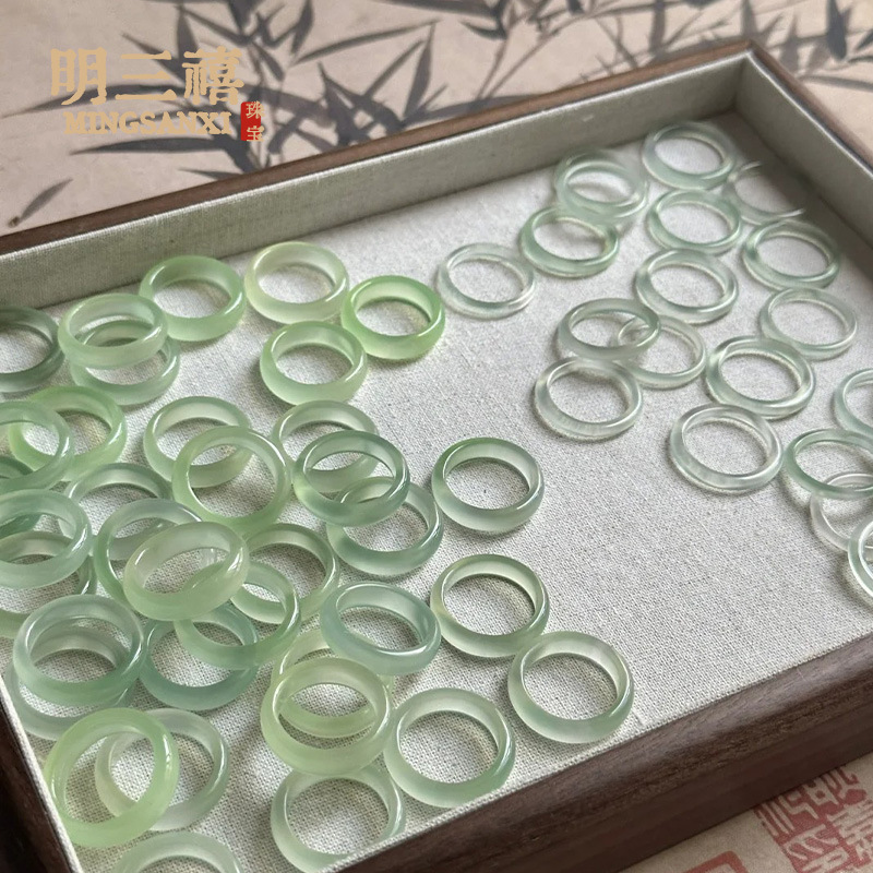 White Ice Natural High Ice Madagascar Chalcedony Ring Fine Ring Ring Men's and Women's Fashion Jewelry White Ice Natural High Ice Madagascar Chalcedony Ring Fine Ring Ring Men's and Women's Fashion Jewelry