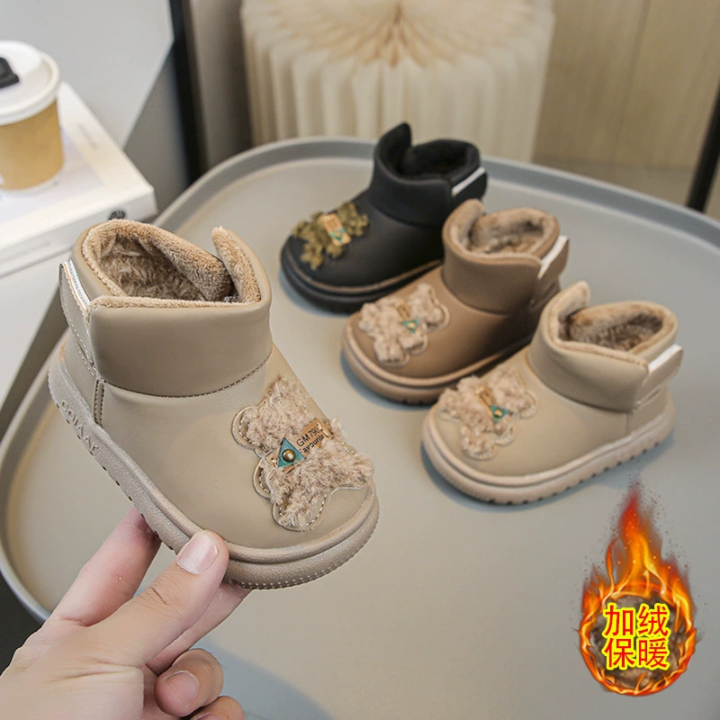 Детские модные зимние сапоги 2023 Зимние новые хлопчатобумажные туфли для мальчиков на флисовой подкладке, большая хлопковая детская Удобная теплая обувь с героями мультфильмов