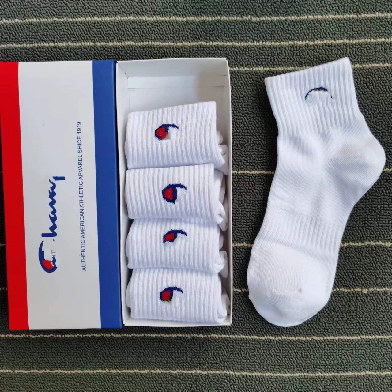Гольфы (knee socks) Nike средней длины унисекс, смесовый/чесаный хлопок, дышащие, размеры 36–44