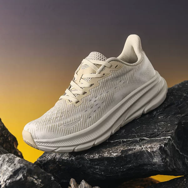 2025 Spring and Summer New Running Shoes, Lightweight Ultra-Light Sports Shoes for Couples, Soft-Soled Summer Lightweight Mesh Ultra-Light Shoes for Men and Women