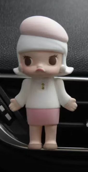 [リトルレッドブックと同じ] Xiaoxiangfeng Molly ライトラグジュアリーカスタムベビーバブルマート車のエアベント装飾品アロマセラピー|undefined