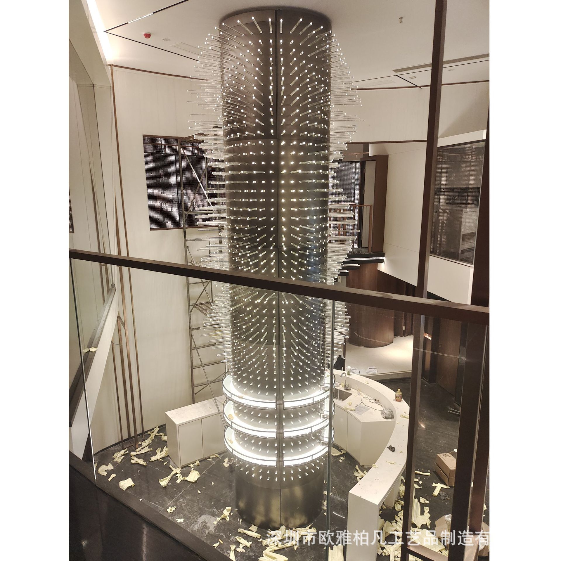 玻璃钢不锈钢精神堡垒 亚克力发光柱子灯柱酒店大堂雕塑美陈装饰