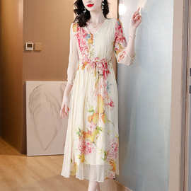 夏季时尚桑蚕丝裙子女2025新款时尚印花显瘦中年妈妈气质连衣裙