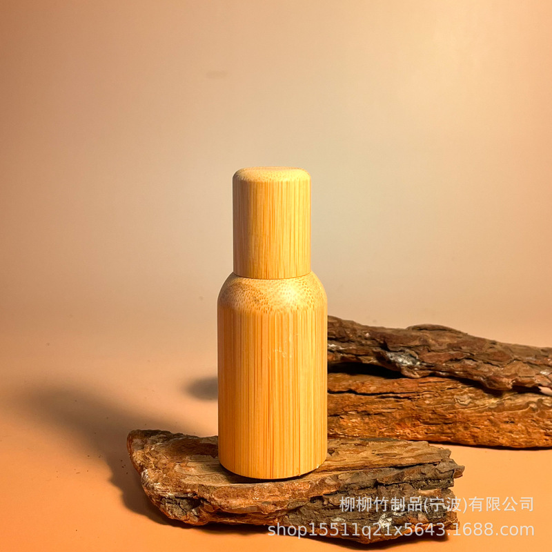竹製のボールの瓶の精油の瓶の大きいサイズは玉を分けて空の瓶の精華の乳液を分けて瓶を分けて玉を歩いて竹の瓶を遮ります。|undefined
