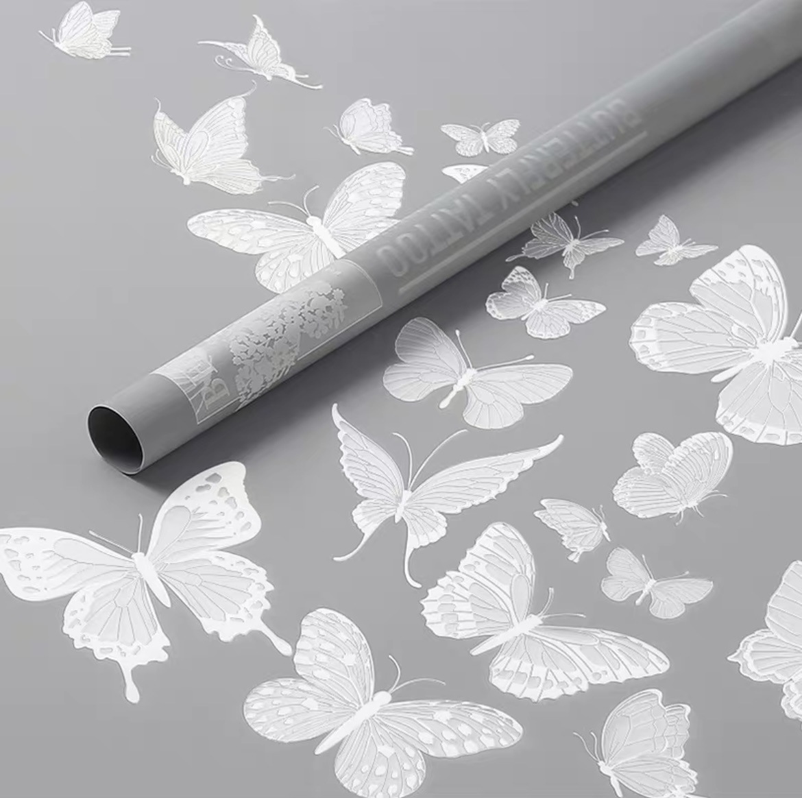 06 ceniza pura; 56cm / 20 hojas