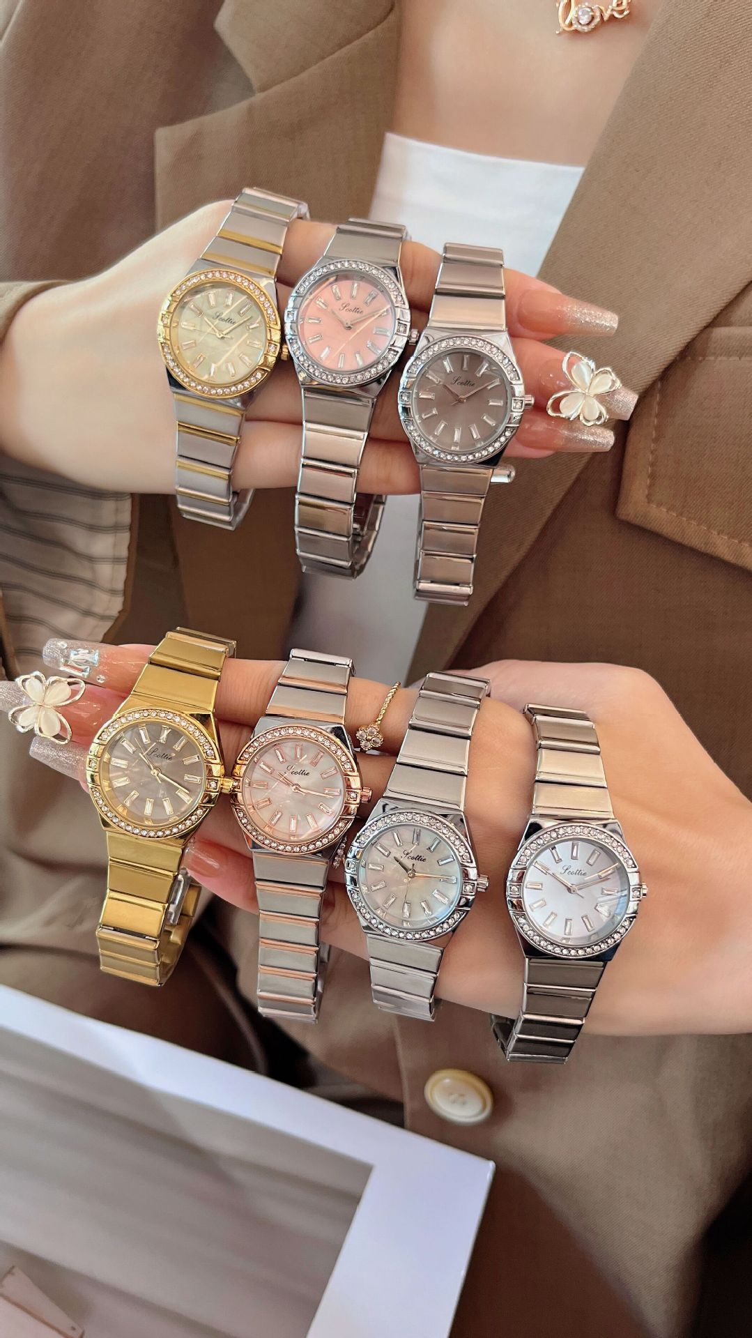 80g Weight Tempered Glass Mirror Material Alloy Strap Material Watch Classification Pointer Display Type Butterfly Double Snap Buckle Style Round Dial Shape Holiday, Office, Daily Occasion Quartz Movement Round, Rectangle Pattern All Seasons Season Women's Gender Casual, Elegant, Glam Style Casual Elegant Glam Round Rectangle Butterfly Double Snap Quartz Watch 无
