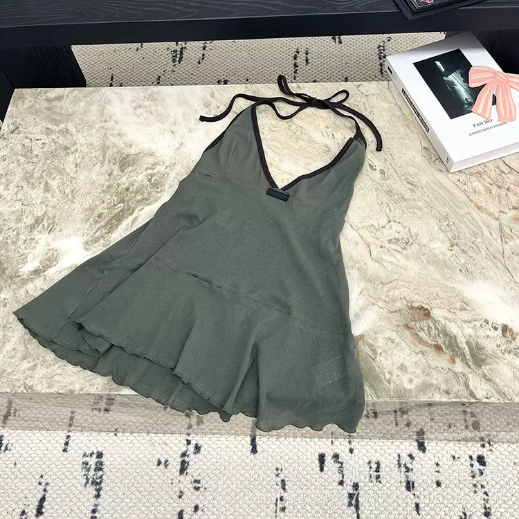 欧美辣妹夏季新款围巾V领吊带不规则下摆叠穿短裙