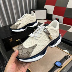 ヨーロッパの新型の軽くて豪華なファッションのカジュアルシューズは軽くて通気性があります。