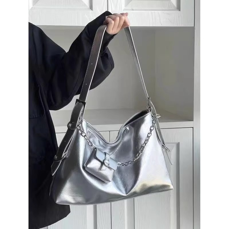 High-end simple armpit bag shoulder bag 2023 spring and summer new women's bag fashionable large-capacity crossbody bag_voghion.com