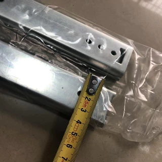 日立机滑块