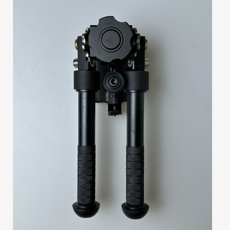 V8脚架 可伸缩金属脚架V8背带扣款源头工厂高质量户外战术两脚架