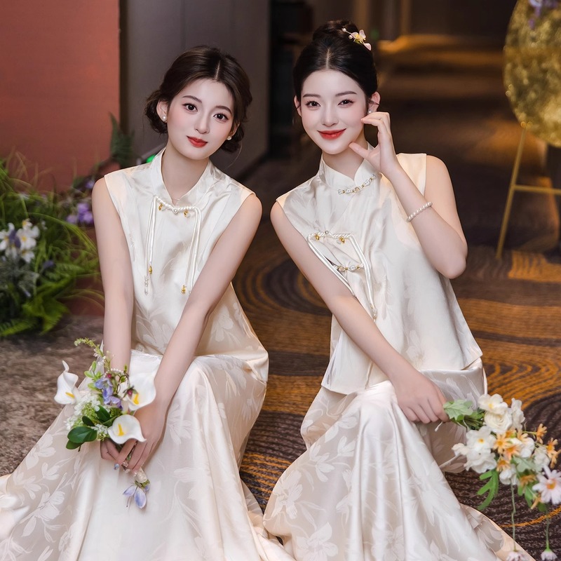 新中式伴娘服2025新款夏季姐妹团香槟色礼服裙高级感绝美订婚旗袍|undefined