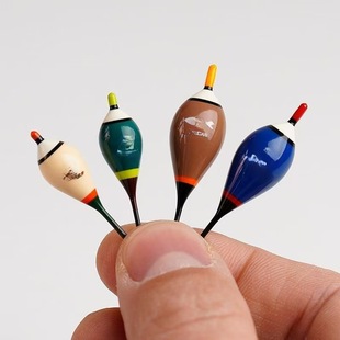 Various Types of Fishing Floats for Minnows, Small Fish, High Sensitivity, Shallow Water Streams, Specialized for Small Crucian Carp, White Striped Fish, and Minnows