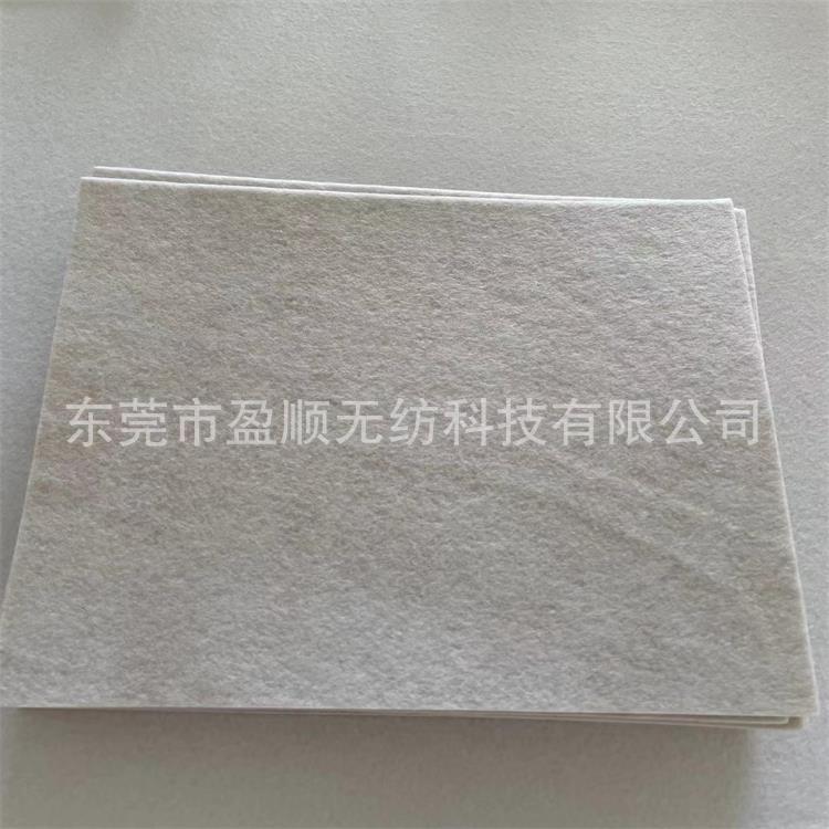 厂家供应背胶针刺棉 加热片无纺布 箱包服装墙面背胶针刺棉