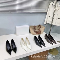 高定2025小众新款时髦法式尖头小坡跟单鞋女真皮气质浅口猫跟女鞋