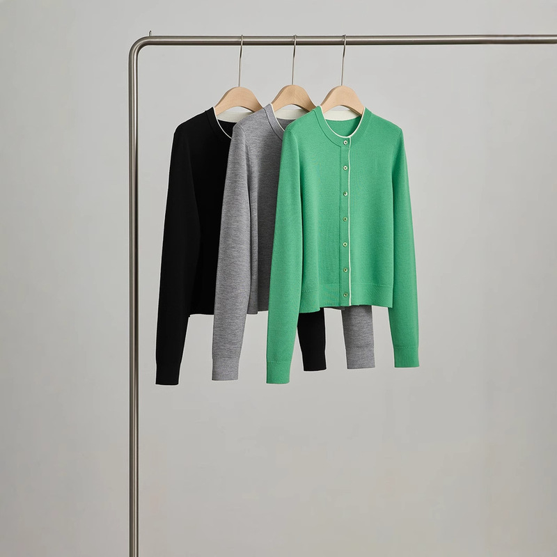 Spring and Autumn New Product Sheep Wool Long-Sleeved Knit Sweater for Women, Machine Washable, Round Neck, Fashionable Solid Color, Elegant Base Cardigan