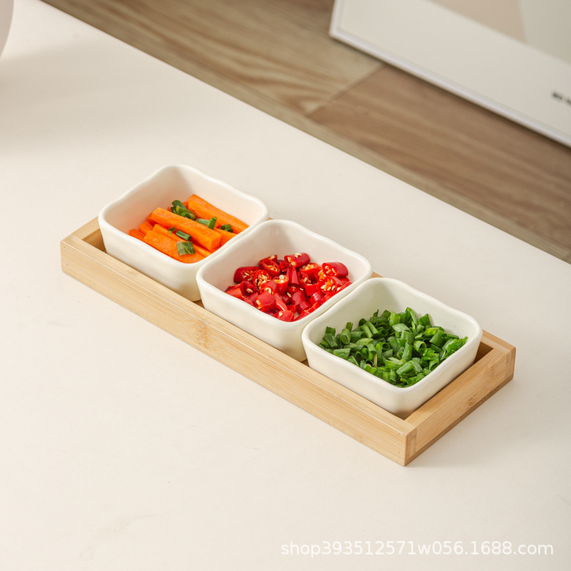 우유 노란색 3 그리드 로그 플레이트