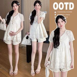 Real Shot in stock Maternity Dress French Collar Summer 2025 New Lace Hollow Puff Sleeve Doll Shirt Pregnant Women's Shirt