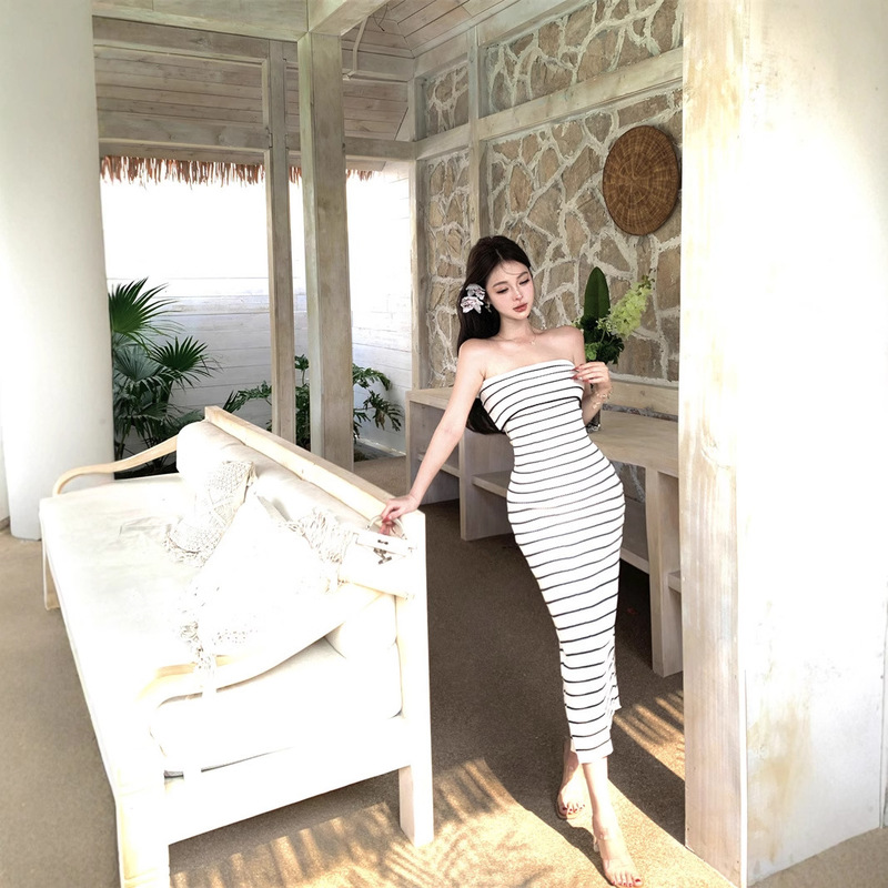 Black and White Striped Beautiful Back Strapless dress Women's Summer Pure Desire Slim Fishtail Long Dress Split Waist Hip Skirt Black and White Striped Beautiful Back Strapless dress Women's Summer Pure Desire Slim Fishtail Long Dress Split Waist Hip Skirt