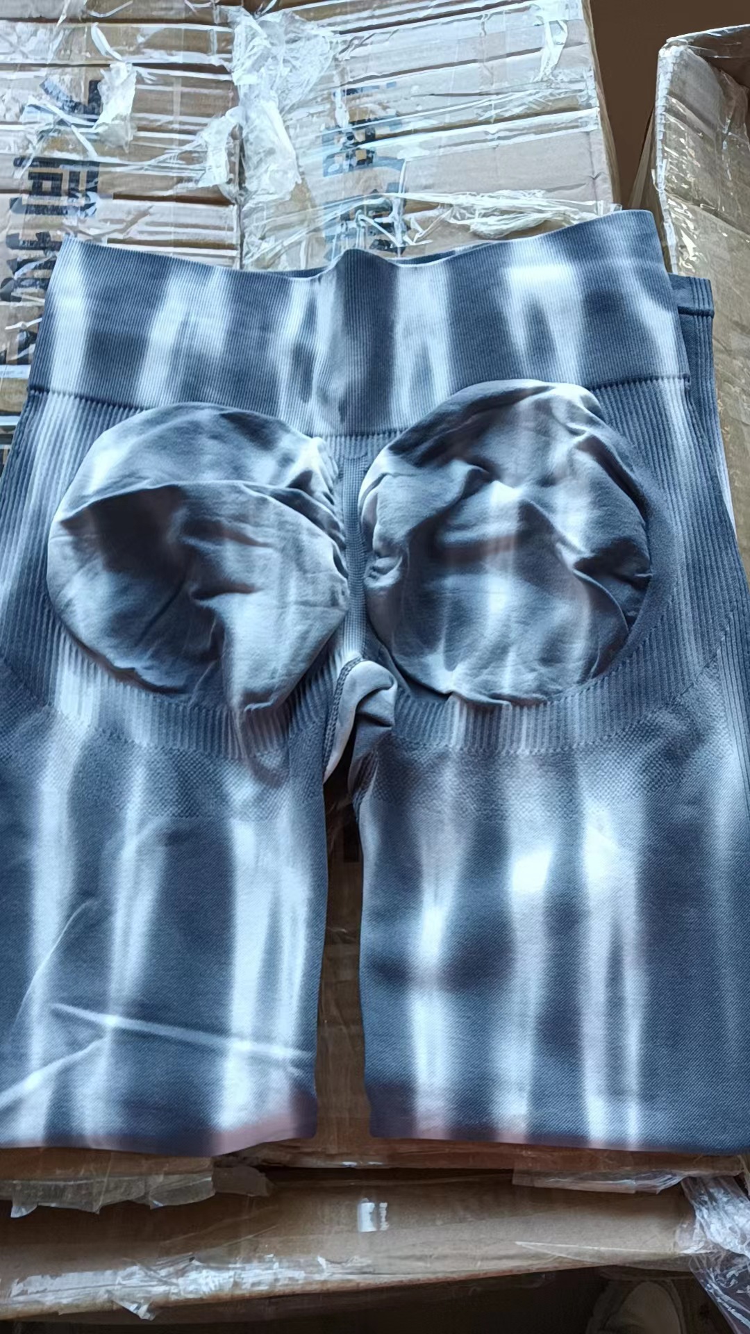 350g Weight Full Length Pants Length Chemical fiber blending, Nylon Fabric Type Leggings Pants Type Outdoor, Running Occasion Gradient Color Pattern Winter, Summer, Spring Season Fitness, Sport Style Style Fitness Sport Style Gradient Color Chemical Fiber Blending Nylon Active Bottoms Leggings 6