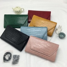 2025新款鳄鱼纹真皮女士手抓包时尚百搭信封包大容量女式牛皮手包