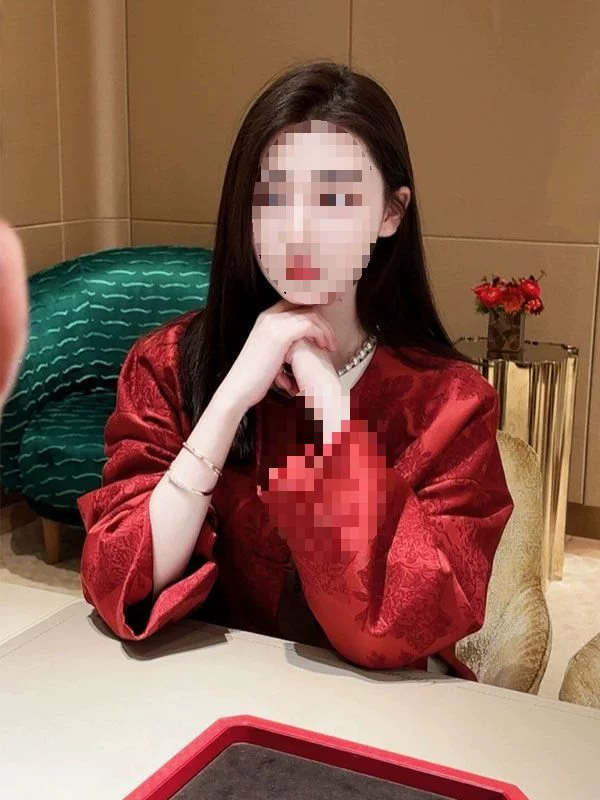 Birthday charm, red spring jacket, Chinese style