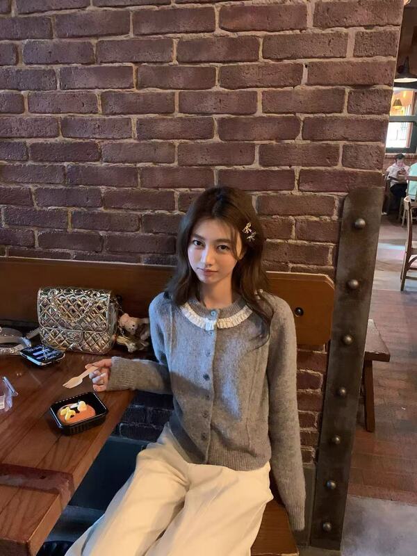 韩系毛衣女甜美清新可爱短款针织开衫简约蕾丝花边领2025早秋新款|undefined