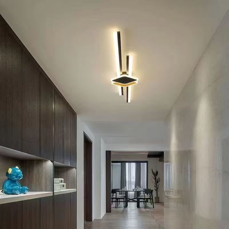 Minima rejilla larga sala de estar lámpara de fondo de pared de dormitorio moderna creativa lámpara de pared de cabecera de cama red roja lámpara Zhongshan