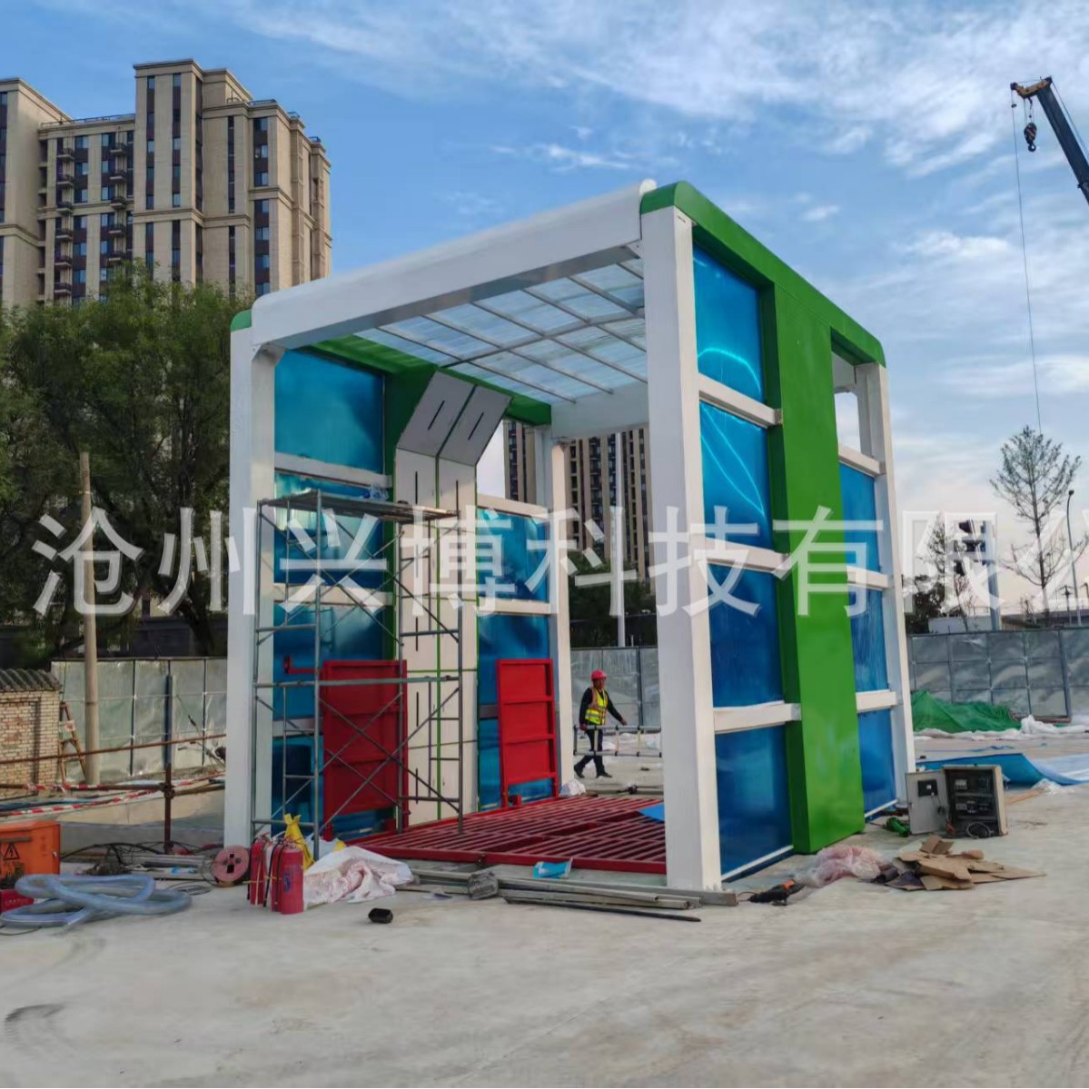 全自动感应建筑工地龙门式全封闭洗车台 龙门往复式工程洗车机